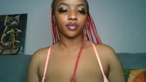 Snapshot of sexy_sweetcandy chatting on February 5, 2025, 8:43 am sexy sweetcandy online show from February 5, 2025, 8:43 am