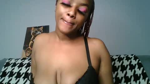 Snapshot of sexy_sweetcandy chatting on February 16, 2025, 6:54 am sexy sweetcandy online show from February 16, 2025, 6:54 am