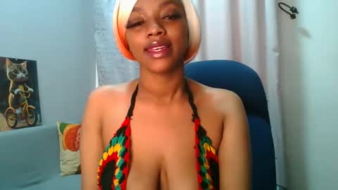 Snapshot of sexy_sweetcandy chatting on September 28, 2025, 7:14 am sexy sweetcandy online show from September 28, 2025, 7:14 am