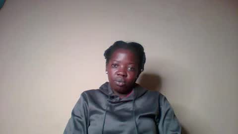 Snapshot of sexy_tiits chatting on November 15, 2025, 11:43 pm queen Lerk online show from November 15, 2025, 11:43 pm