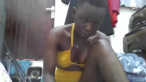 Snapshot of sexy_titz chatting on May 5, 2026, 10:12 am sexy_titz online show from May 5, 2026, 10:12 am