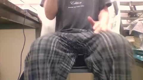 Snapshot of sexy_white_daddy chatting on October 5, 2025, 3:10 pm Daddy online show from October 5, 2025, 3:10 pm