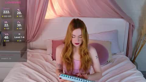 Snapshot of sexy_witches chatting on November 13, 2025, 6:12 am sexy_witches online show from November 13, 2025, 6:12 am