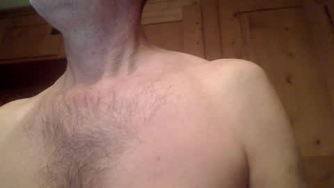 Snapshot of sexyandrew chatting on December 18, 2025, 12:17 am sexyndrew online show from December 18, 2025, 12:17 am