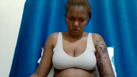 Snapshot of sexyapple2002 chatting on March 23, 2026, 5:22 am sexyapple2002 online show from March 23, 2026, 5:22 am