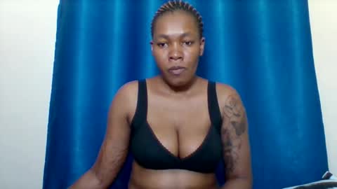 Snapshot of sexyapple2002 chatting on May 25, 2026, 5:24 am sexyapple2002 online show from May 25, 2026, 5:24 am