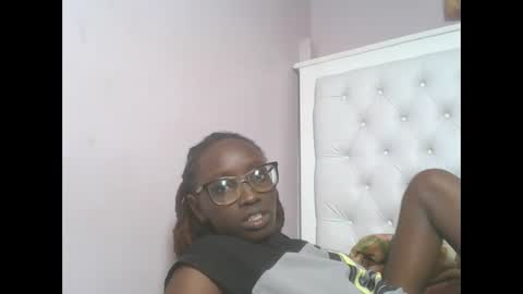 sexyary online show from May 16, 2026, 2:41 am