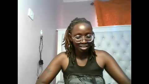 sexyary online show from June 8, 2026, 1:33 pm