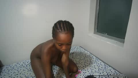 Snapshot of sexyasspetitte_ chatting on December 14, 2024, 7:36 pm sexyasspetitte_ online show from December 14, 2024, 7:36 pm