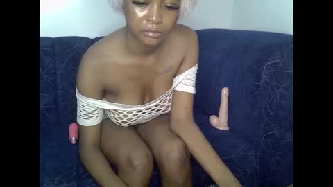 Snapshot of sexyasspetitte_ chatting on May 23, 2026, 12:27 am sexyasspetitte_ online show from May 23, 2026, 12:27 am