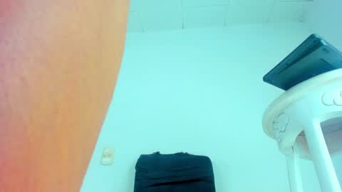 Snapshot of sexybabgirl chatting on December 22, 2024, 4:27 pm SexyBabyGirl online show from December 22, 2024, 4:27 pm