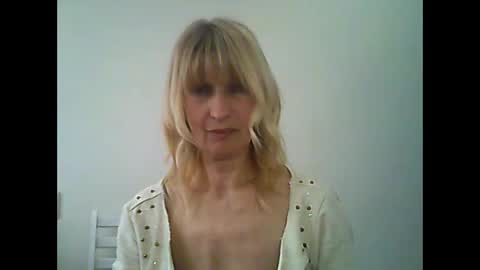 Snapshot of sexybabyforyou chatting on April 18, 2026, 9:46 am sexybabyforyou online show from April 18, 2026, 9:46 am