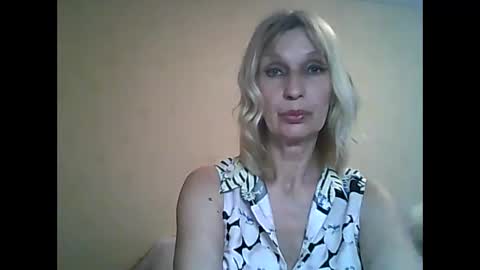 Snapshot of sexybabyforyou chatting on May 20, 2026, 12:44 pm sexybabyforyou online show from May 20, 2026, 12:44 pm