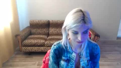 Snapshot of sexybeatriice chatting on February 27, 2025, 7:12 am sexybeatriice online show from February 27, 2025, 7:12 am