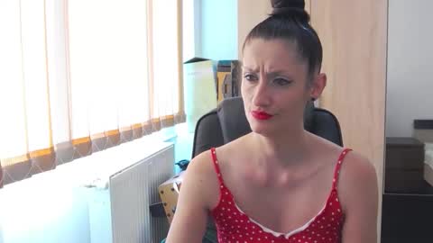 SexyBea online show from June 11, 2026, 7:06 am