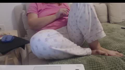 Sexyblonde4u58 online show from November 10, 2025, 4:44 am