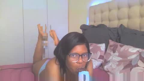 Snapshot of sexyboobs16 chatting on November 1, 2025, 10:17 am sexyboobs16 online show from November 1, 2025, 10:17 am