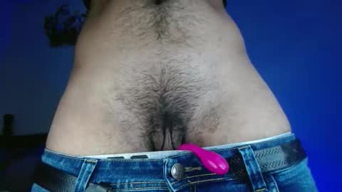 Snapshot of sexyboy_bigclit chatting on January 16, 2026, 5:17 pm Iker online show from January 16, 2026, 5:17 pm