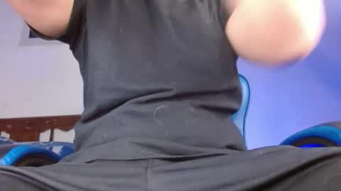 Snapshot of sexyboy_bigclit chatting on April 11, 2026, 10:08 am Iker online show from April 11, 2026, 10:08 am