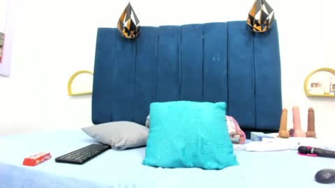 sexybrown_2005 online show from February 17, 2025, 12:32 am