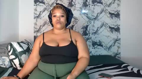 SEXYCHILL online show from July 7, 2026, 7:18 pm