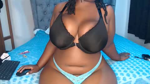sexychocco online show from September 25, 2025, 5:44 am