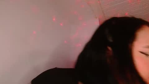 Eva online show from March 31, 2026, 6:52 pm