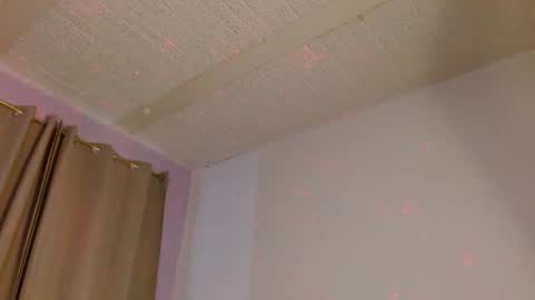 Eva online show from April 25, 2026, 6:05 pm