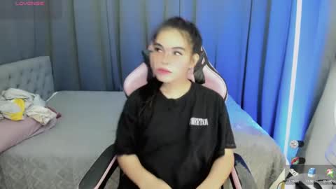 Snapshot of sexydollfox chatting on January 16, 2025, 9:27 am sexydollfox online show from January 16, 2025, 9:27 am