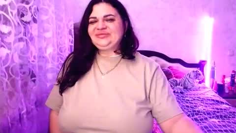 Snapshot of sexydollywoman chatting on April 1, 2026, 6:38 pm sexydollywoman online show from April 1, 2026, 6:38 pm