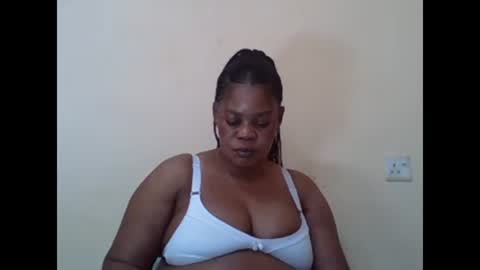 Snapshot of sexydove2 chatting on February 12, 2025, 3:16 pm EMILY online show from February 12, 2025, 3:16 pm