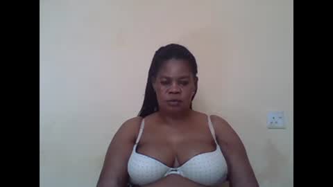 Snapshot of sexydove2 chatting on March 12, 2025, 12:26 pm EMILY online show from March 12, 2025, 12:26 pm