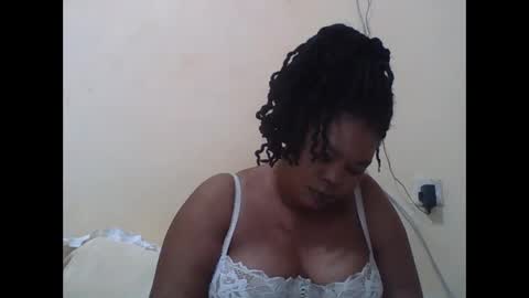 Snapshot of sexydove2 chatting on September 20, 2025, 3:13 pm EMILY online show from September 20, 2025, 3:13 pm