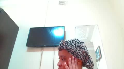 sexyebonylove89 online show from April 8, 2026, 11:54 am