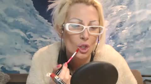 Snapshot of sexyeni chatting on February 20, 2025, 2:51 am ENI pvt moan your name WHEN I M NOT online you tell me in SNAPCHAT deal yes add me... FREE TWITTER magiconline101...... online show from February 20, 2025, 2:51 am