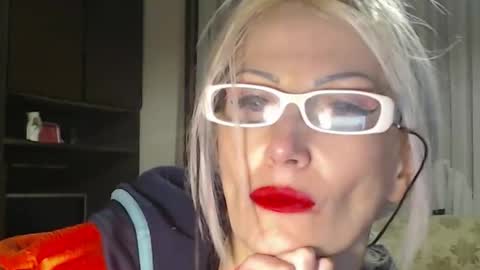Snapshot of sexyeni chatting on May 18, 2026, 11:32 pm ENI pvt moan your name WHEN I M NOT online you tell me in SNAPCHAT deal yes add me... FREE TWITTER magiconline101...... online show from May 18, 2026, 11:32 pm
