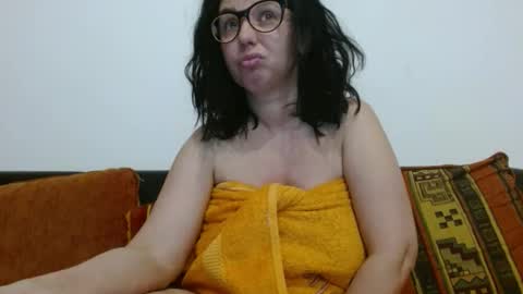 Eva online show from April 11, 2026, 2:16 am