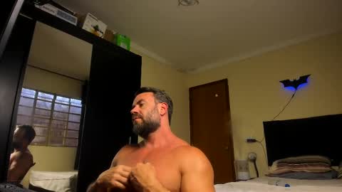 Snapshot of sexyflightz chatting on November 10, 2025, 4:17 pm chris online show from November 10, 2025, 4:17 pm