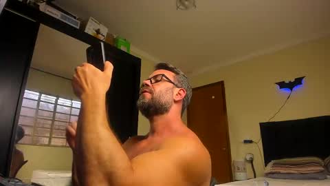 Snapshot of sexyflightz chatting on November 12, 2025, 4:18 pm chris online show from November 12, 2025, 4:18 pm