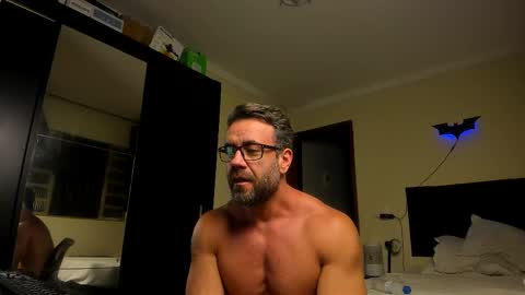 Snapshot of sexyflightz chatting on November 27, 2025, 12:46 am chris online show from November 27, 2025, 12:46 am