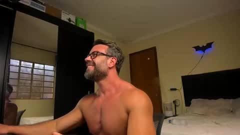 Snapshot of sexyflightz chatting on November 29, 2025, 4:54 pm chris online show from November 29, 2025, 4:54 pm