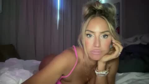 Ashley Love online show from December 2, 2024, 2:08 pm