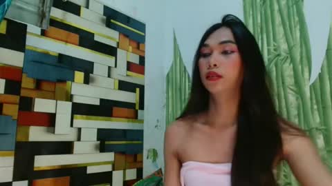 sexyhornyts4u online show from November 10, 2025, 12:37 pm