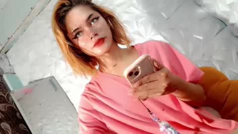 Snapshot of sexyhotbabe18 chatting on October 19, 2025, 8:48 am sexyhotbabe18 online show from October 19, 2025, 8:48 am