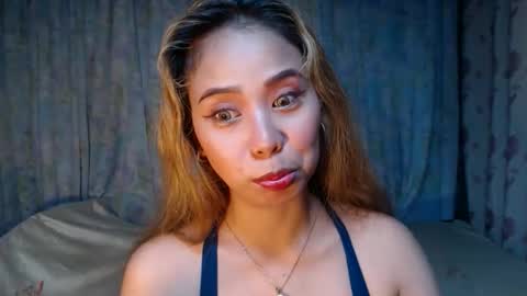 jeanken and jelian online show from December 13, 2025, 9:42 pm