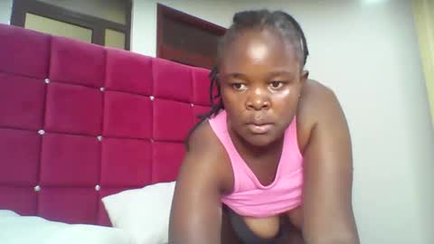 sexyidah online show from November 1, 2025, 12:07 pm