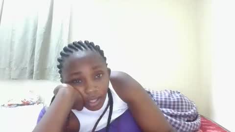 JOAN online show from October 22, 2025, 8:52 pm