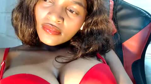 Snapshot of sexyjustin202 chatting on June 25, 2026, 12:10 am sexyjustin202 online show from June 25, 2026, 12:10 am