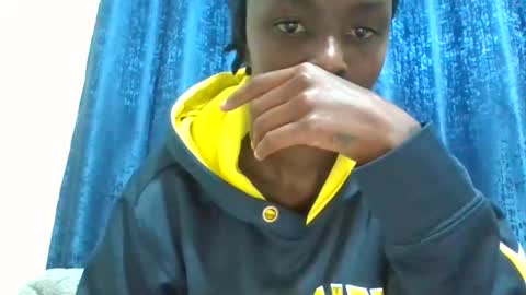 sexyjz02 online show from June 5, 2026, 5:07 pm