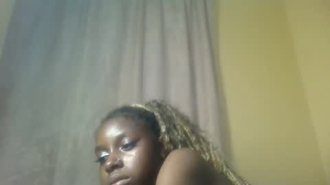 Snapshot of sexykitten200 chatting on November 22, 2025, 6:34 am SexyKitty online show from November 22, 2025, 6:34 am